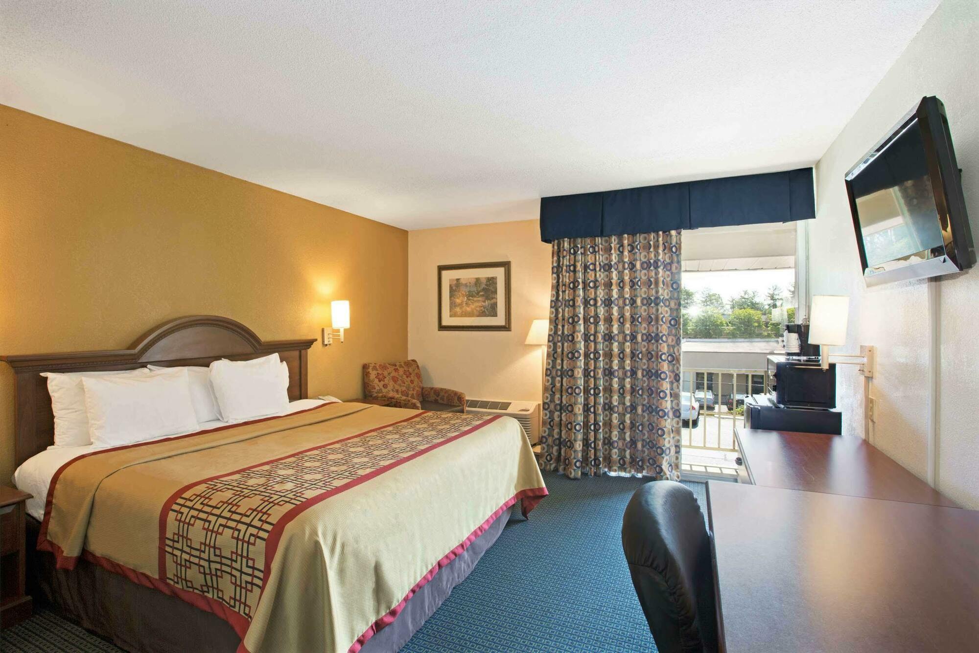 Days Inn By Wyndham Charlotte/Woodlawn Near Carowinds Kültér fotó